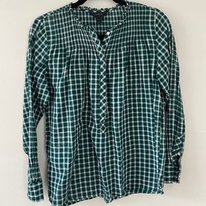 J Crew size 4 lightweight cotton long sleeve top